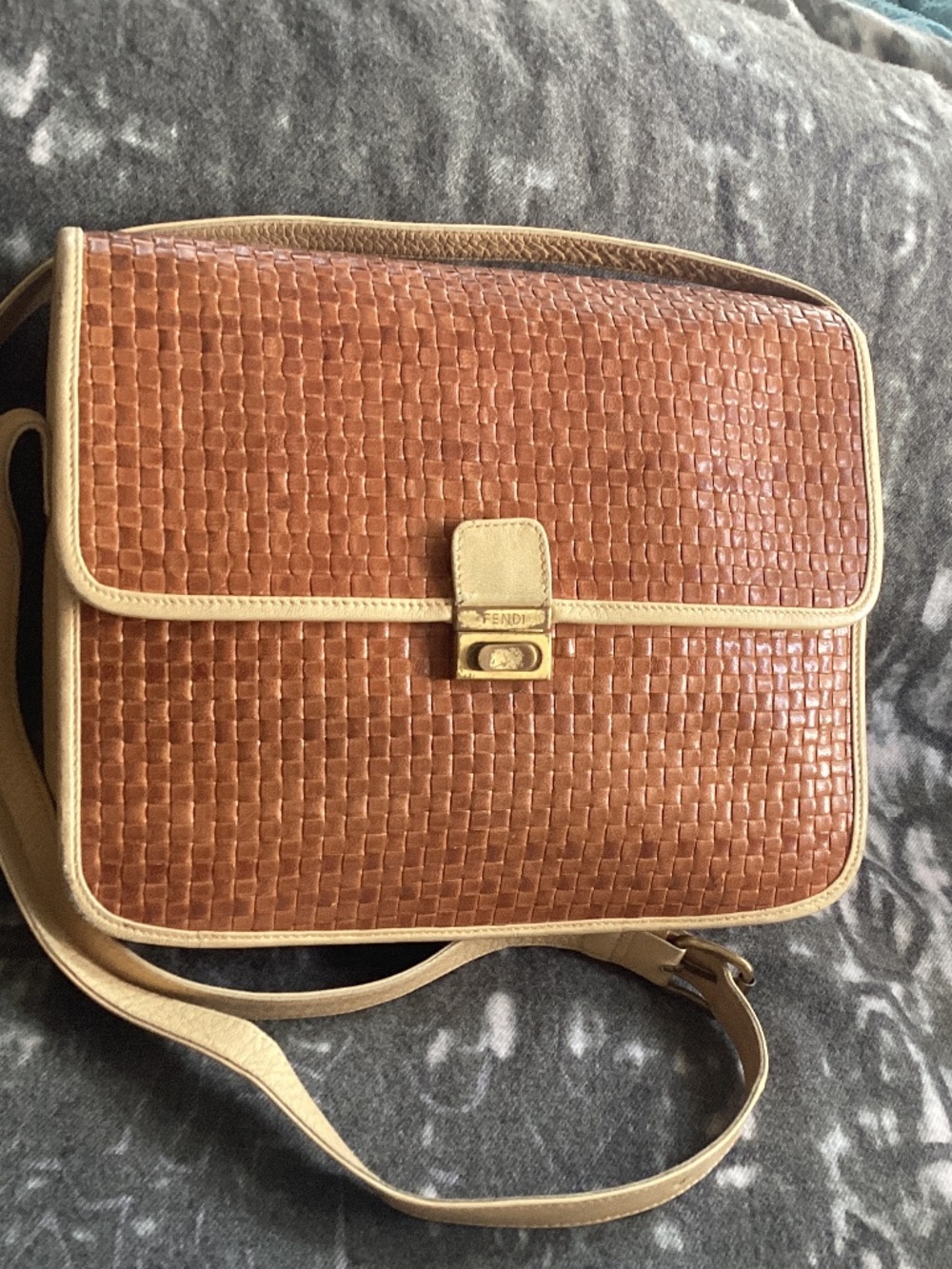 1970’s FENDI WOVEN LEATHER TRI-COMPARTMENT SHOULDER/CROSSBODY BAG